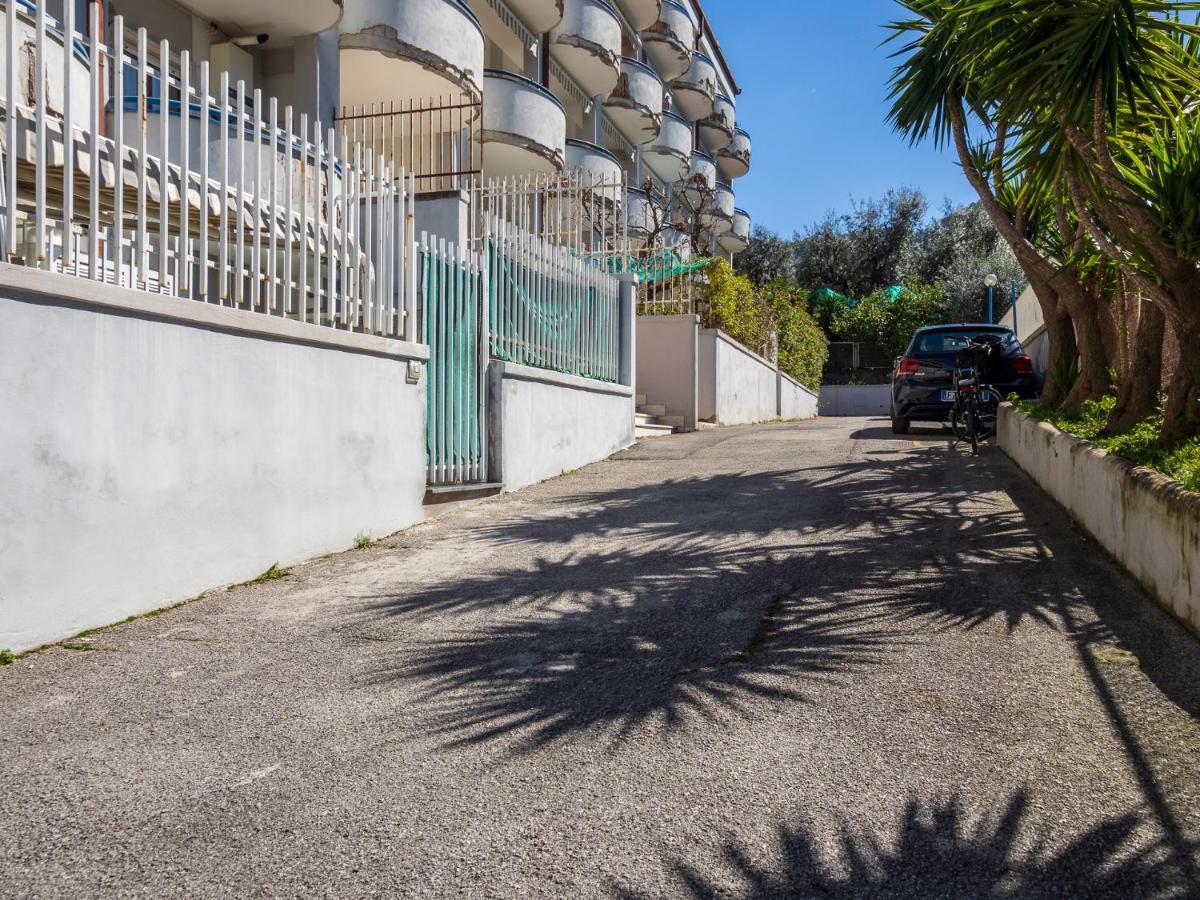 La Dolce Vita Relax - Cozy Apt In Sorrento Daire Dış mekan fotoğraf